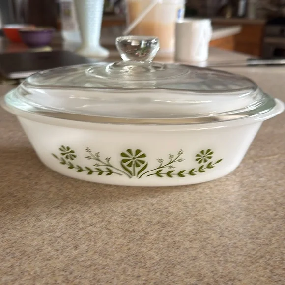 Vintage Glasbake 1 Qt. Oval Covered Casserole/Vegetable Dish w/Green Daisies Lid - Picture 4 of 10